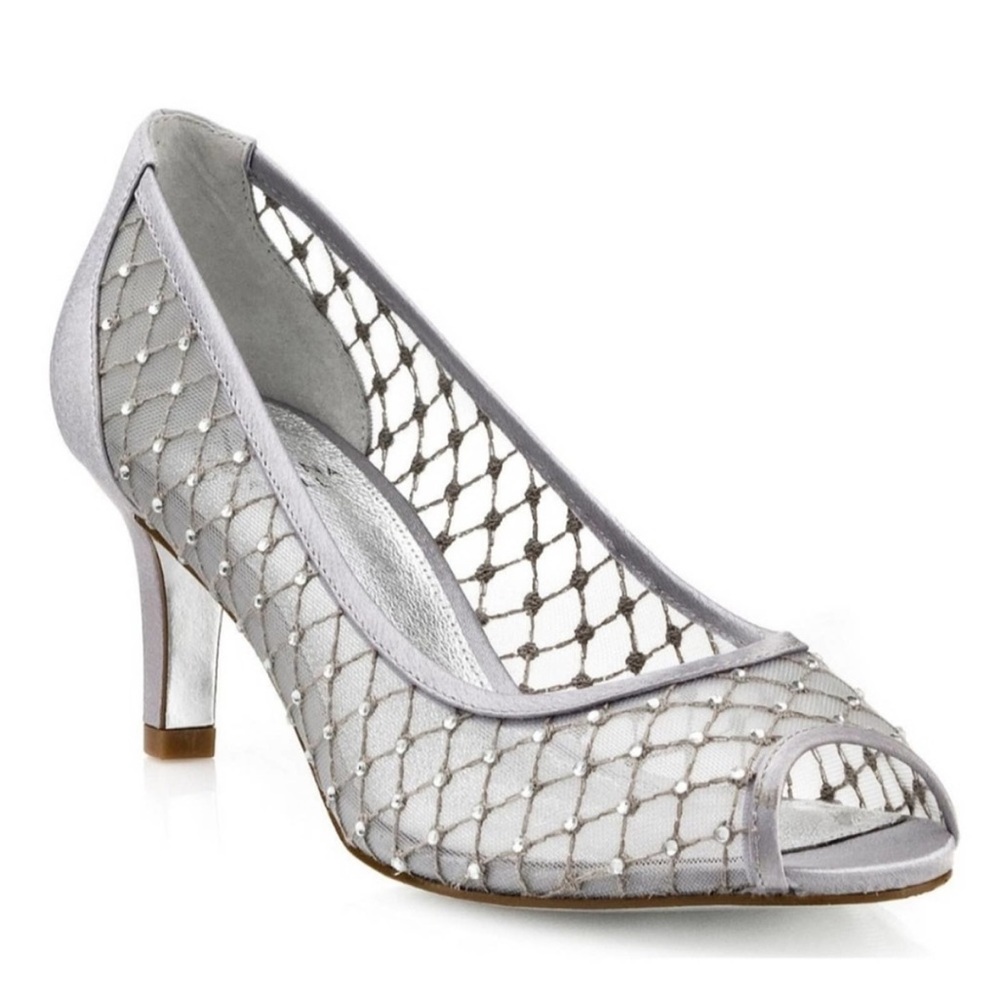 New in box Adrianna papell heels
